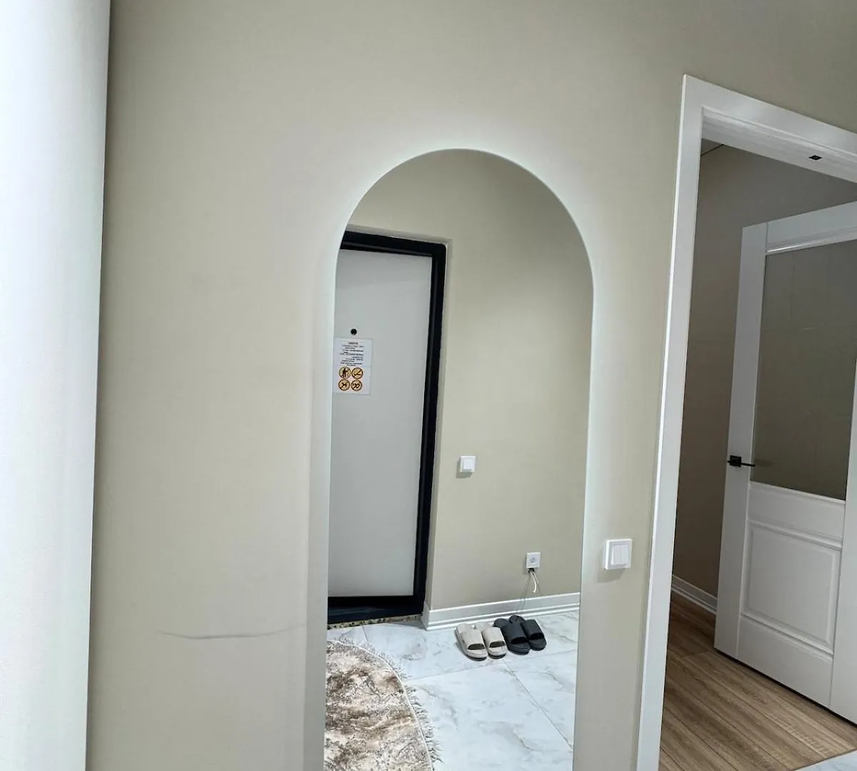 Cozy 1-Bedroom Comfort Class Apartment Almaty