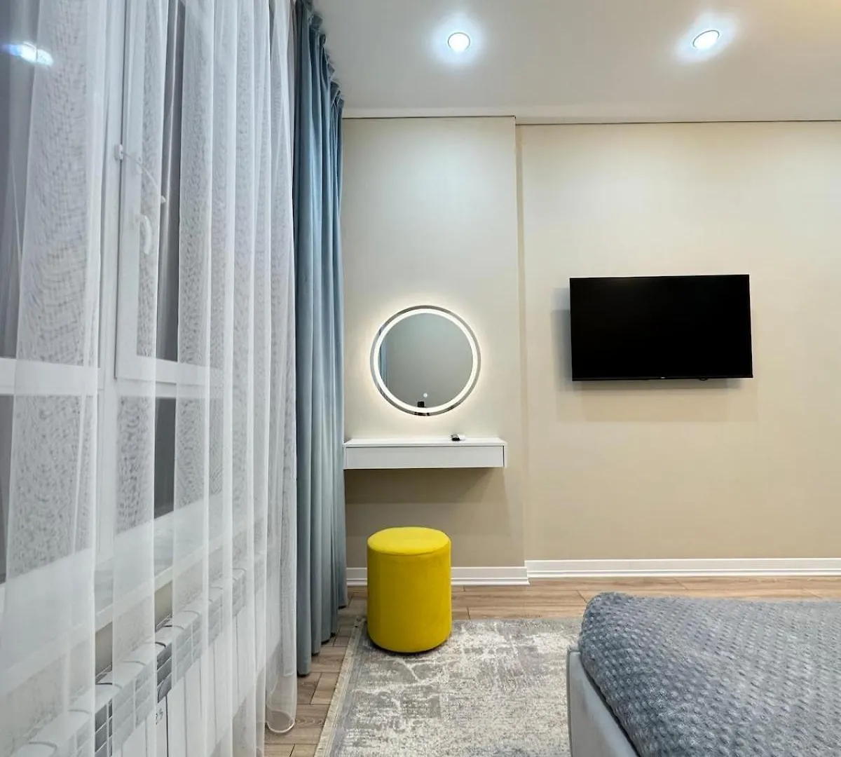 Cozy 1-Bedroom Comfort Class Apartment Almaty Kazachstán