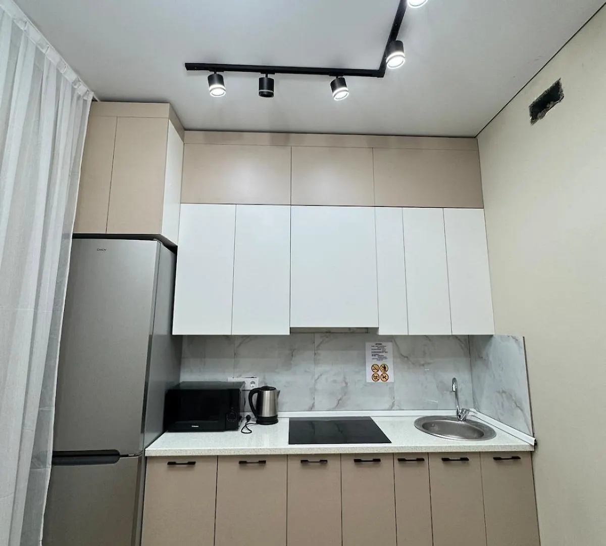 Cozy 1-Bedroom Comfort Class Apartment Almaty 0*,